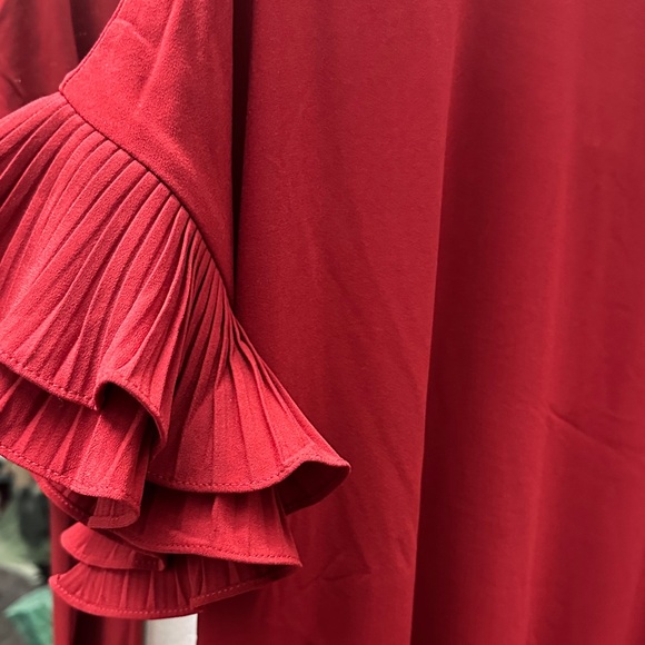 Chic Ruffle Sleeve Red Dress - Picture 4 of 4